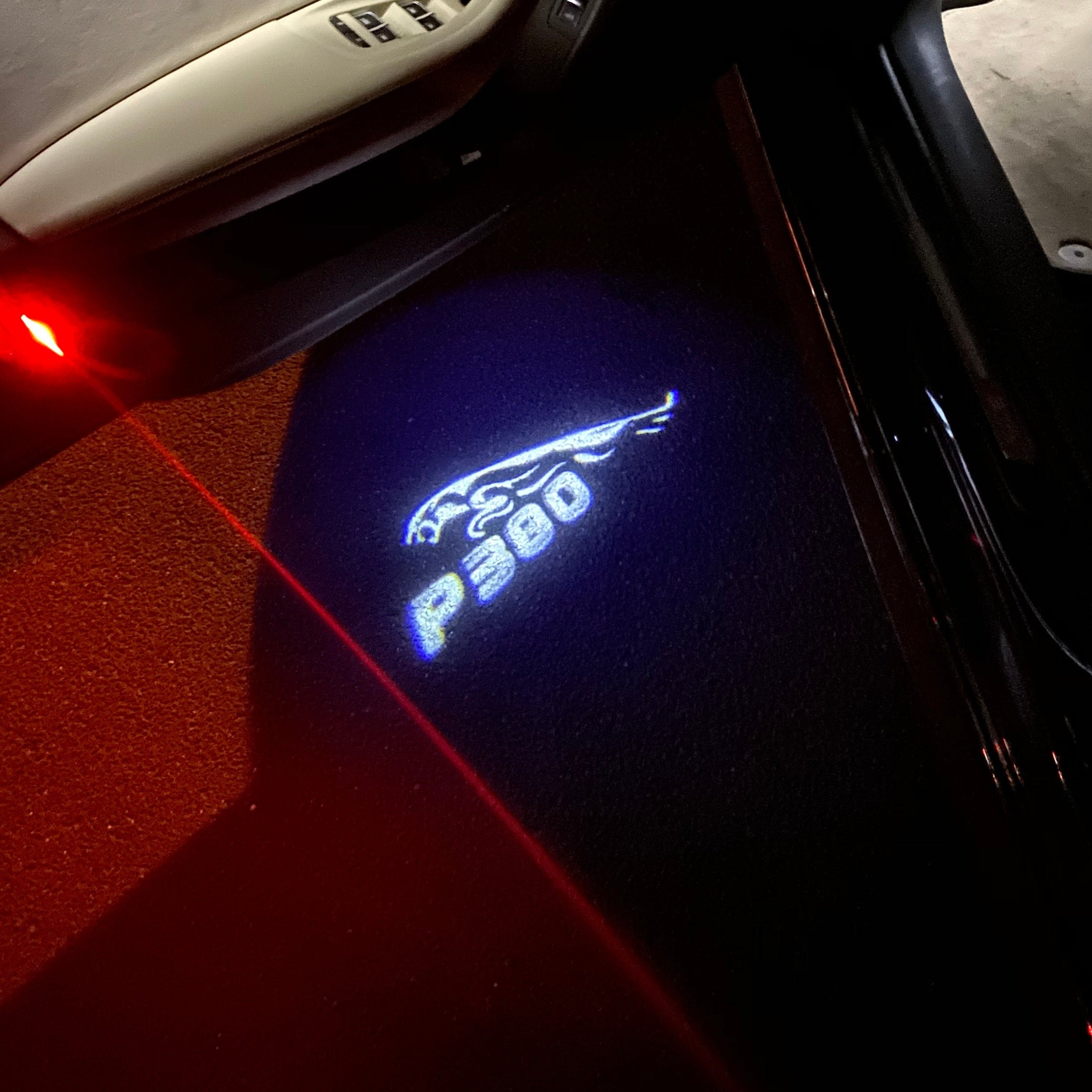 JAGUAR P300 LOGO PROJECROTR LIGHTS Nr.85  (quantity 1 = 1 sets/2 door lights)