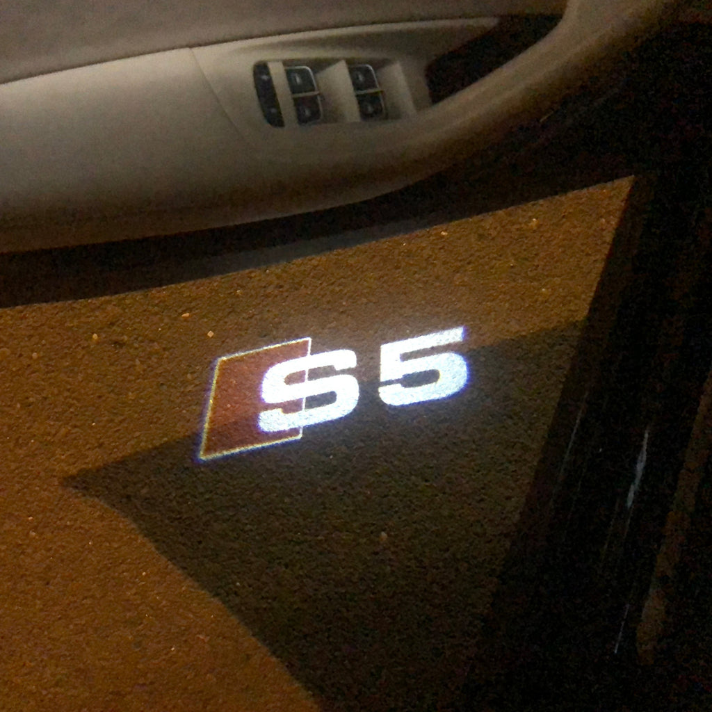 AUDI LOGO PROJECTOT LIGHTS Nr.26 (cantidad 1 = 2 logo films /2 luces de puerta)