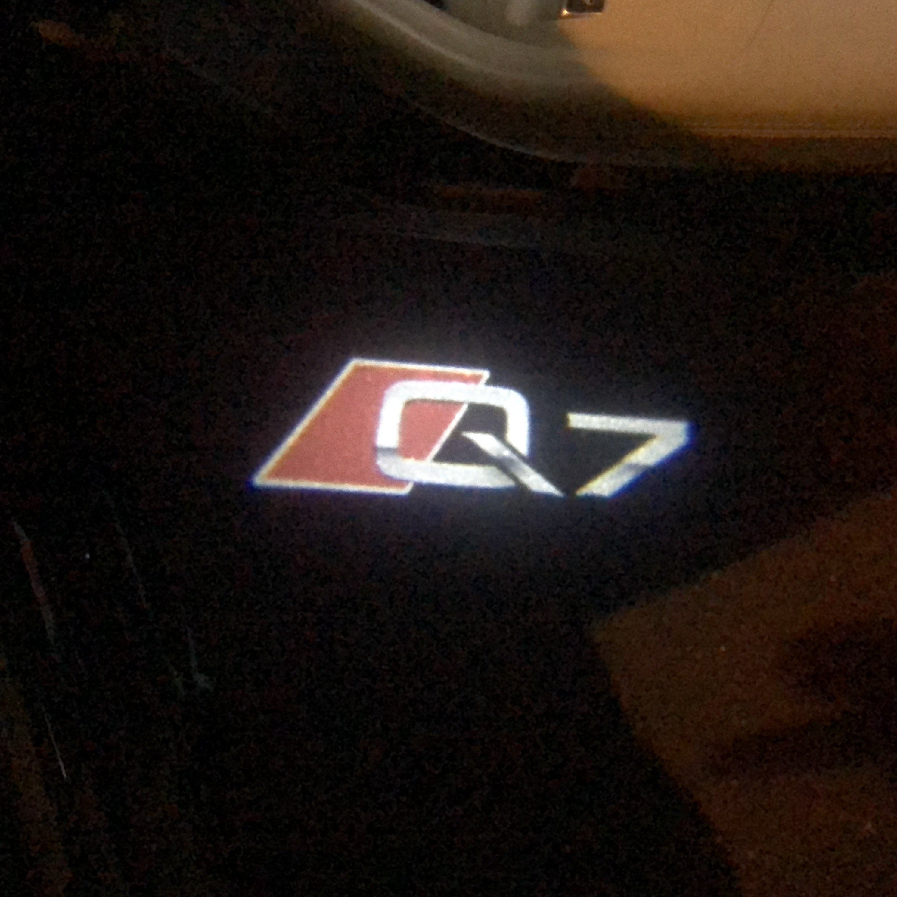 AUDI LOGO PROJECTOT LIGHTS Nr.79 (cantidad 1 = 2 logo films /2 luces de puerta)