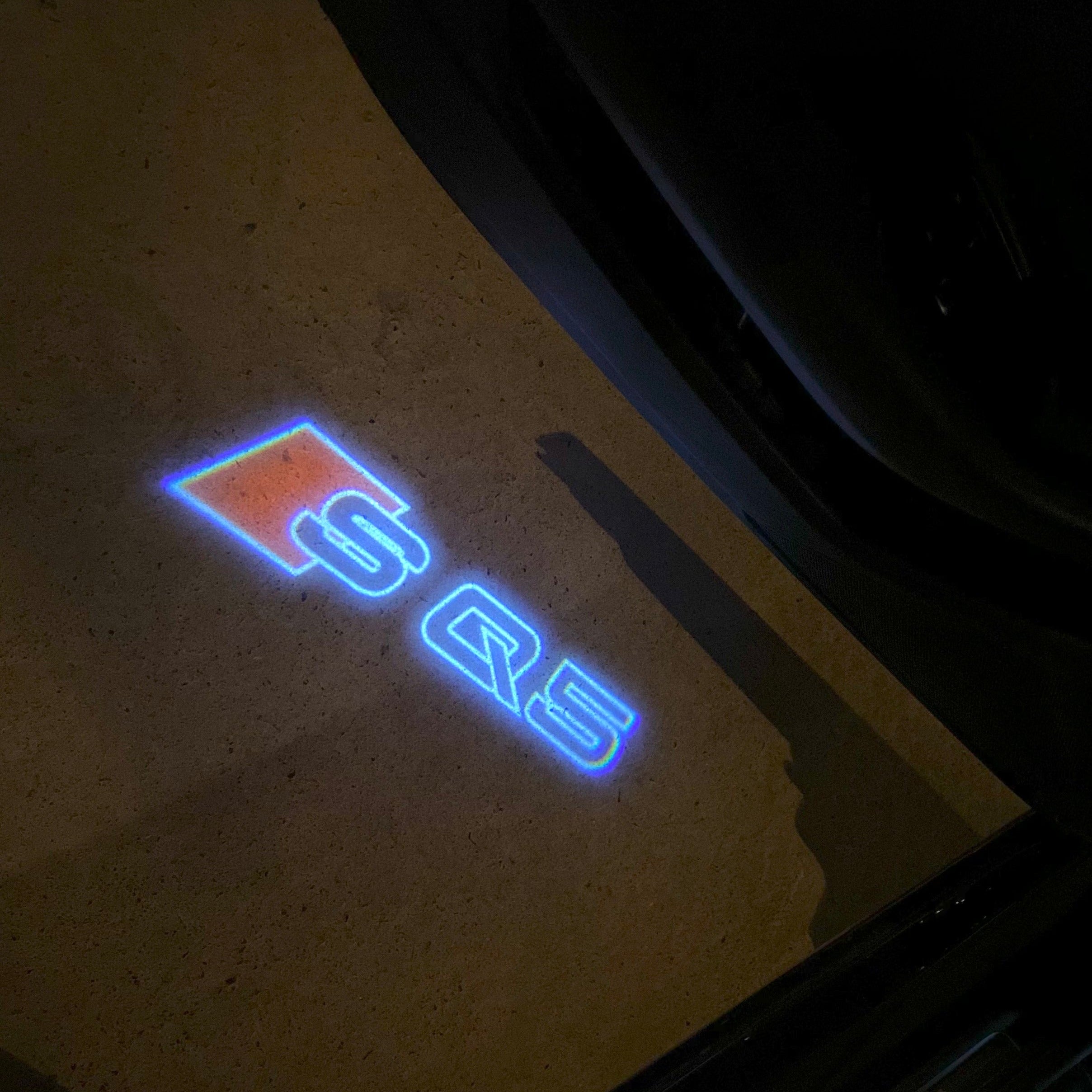AUDI LOGO PROJECTOT LIGHTS Nr.19 (quantité 1 = 2 Logo Films /2 feux de porte)