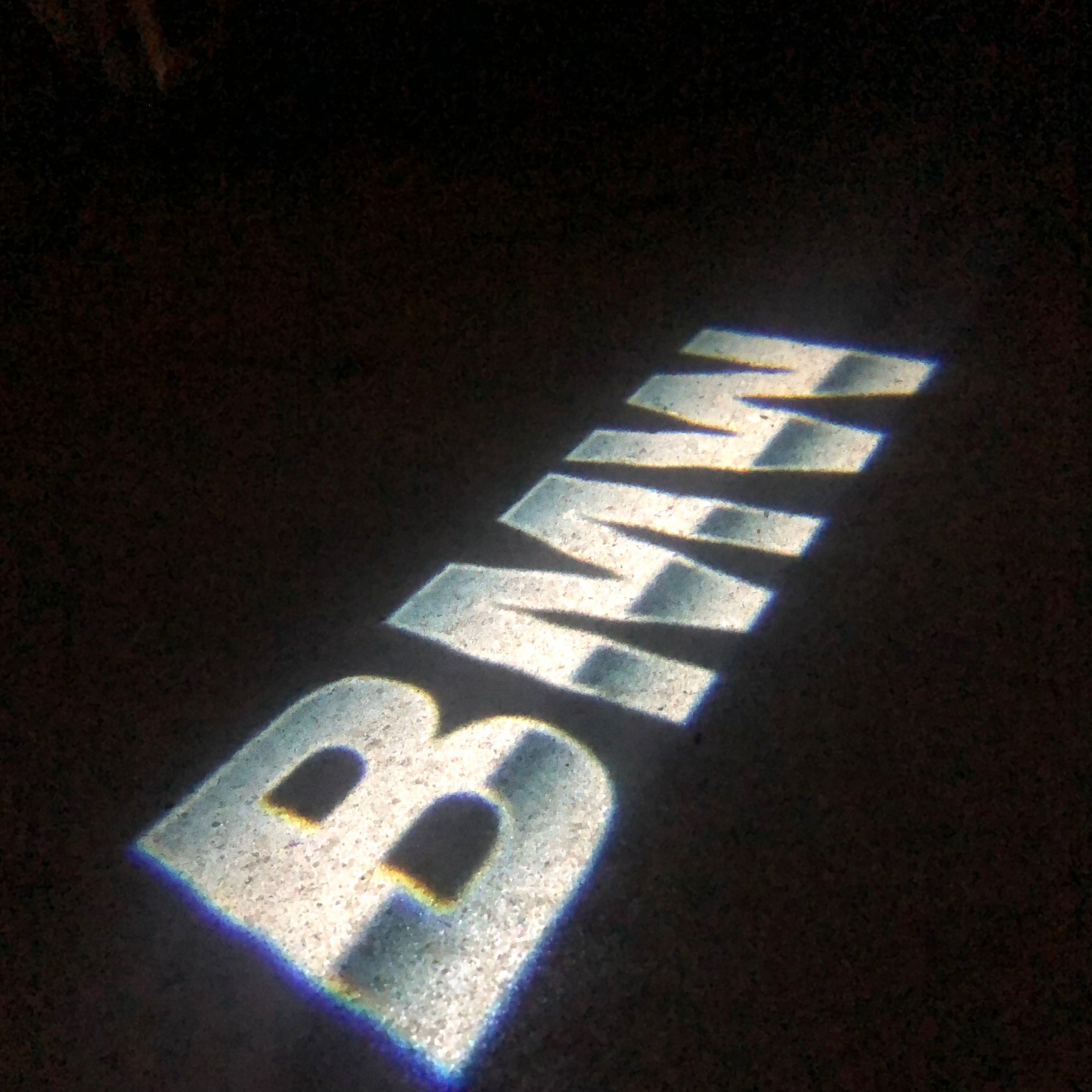 BMW LOGO PROJECTOT LIGHTS Nr.01 (quantité 1 = 1 ensemble/2 feux de porte)