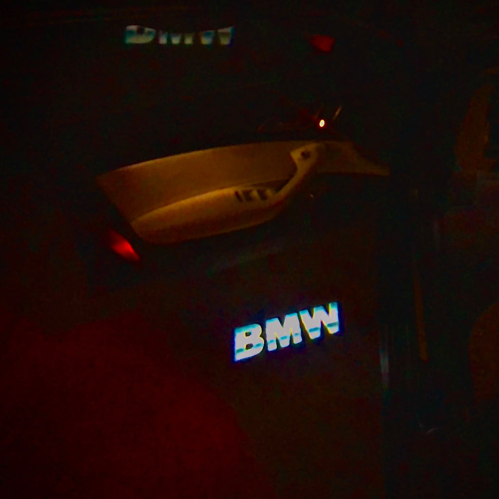 BMW LOGO PROJECTOT LIGHTS Nr.01 (quantité 1 = 1 ensemble/2 feux de porte)