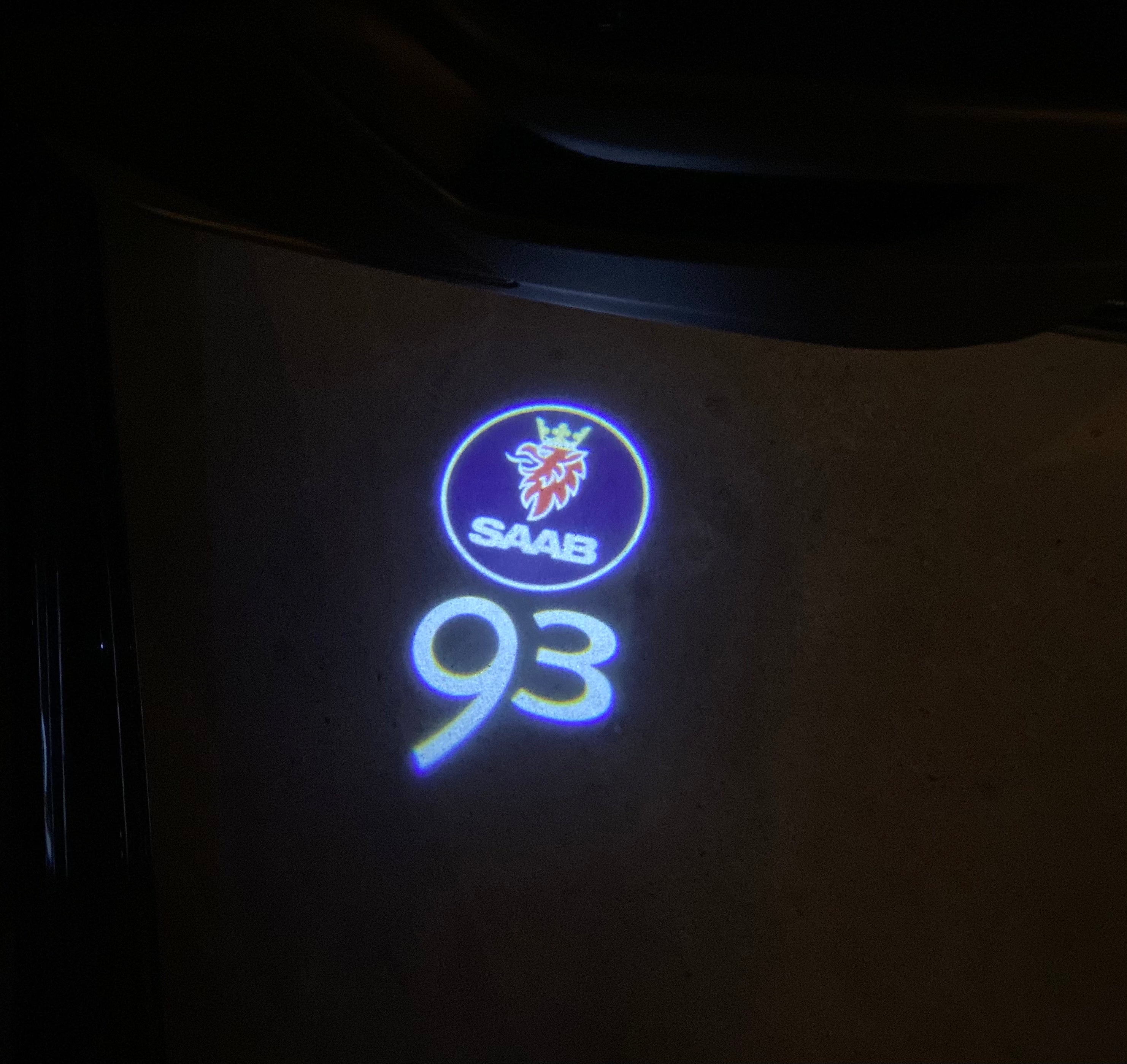 SAAB 93 LOGO PROJECROTR LIGHTS Nr.2502  (quantity 1 = 1 sets/2 door lights)