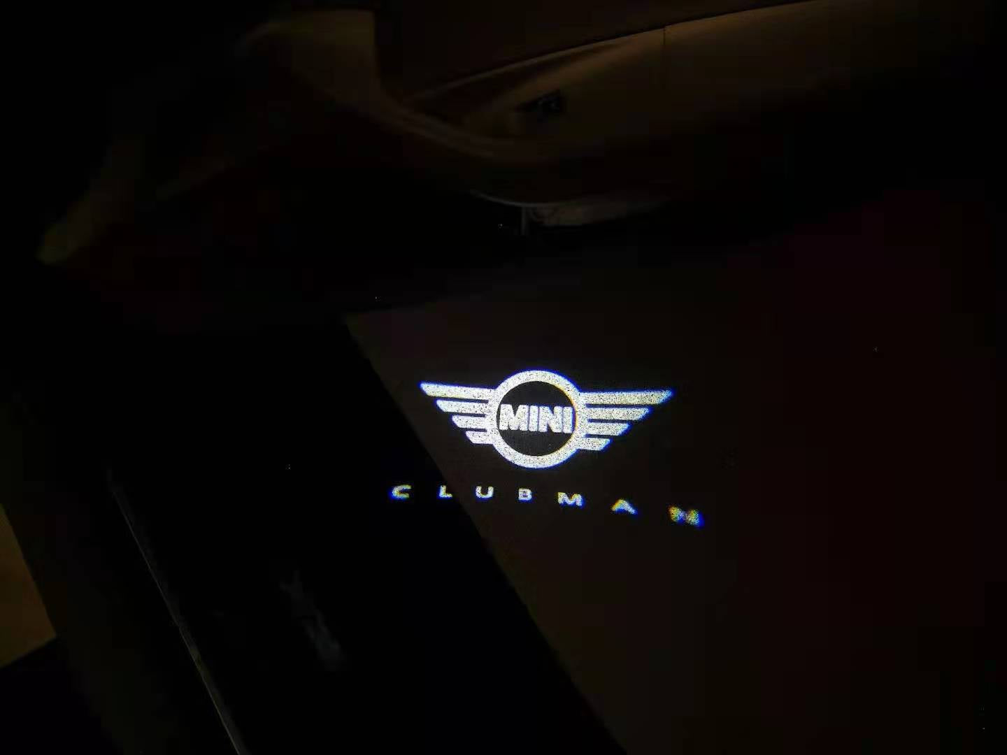 LUCES DE PROYECTOR CON LOGO CLUBMAN N ° 137 (cantidad 1 = 2 Película de logotipo / 2 luces de puerta)