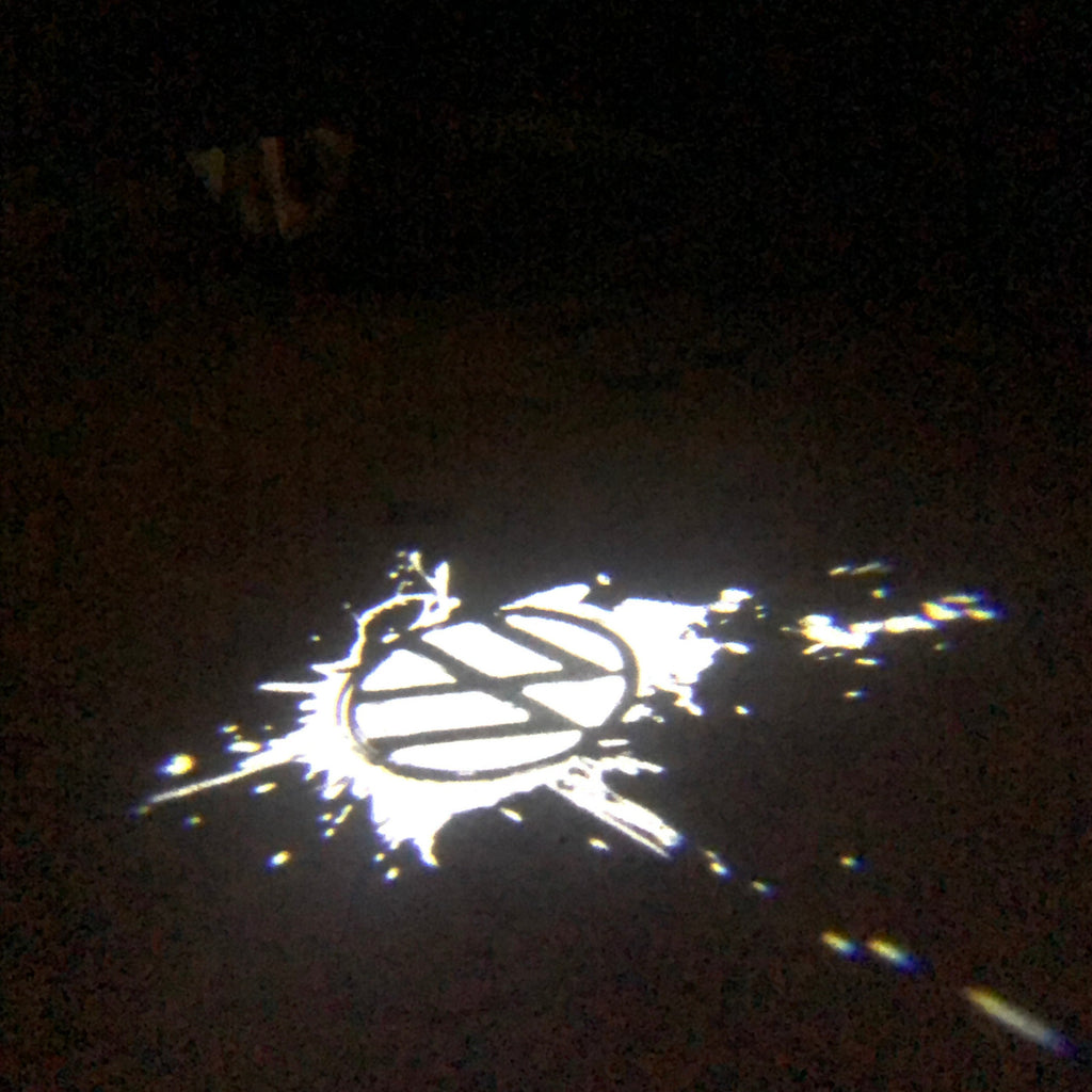 VW Logo Nr. 11 (Menge 1 = 2 Logo Films /2 Türlichter in der Kombizone 65289;