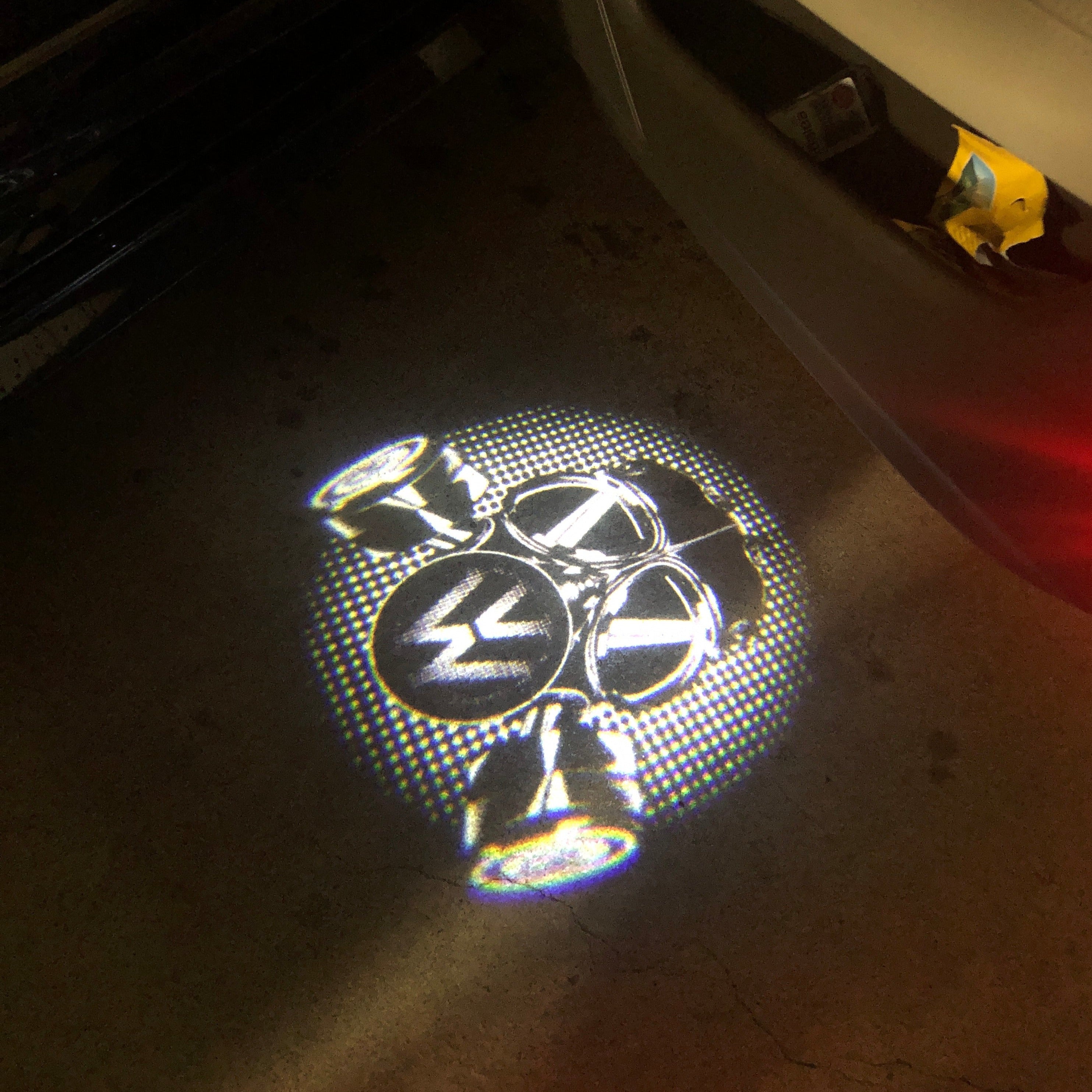 Volkswagen GAS MASK Door lights Nr. 11 (cantidad 1 = 2 logo films /2 luces de puerta)