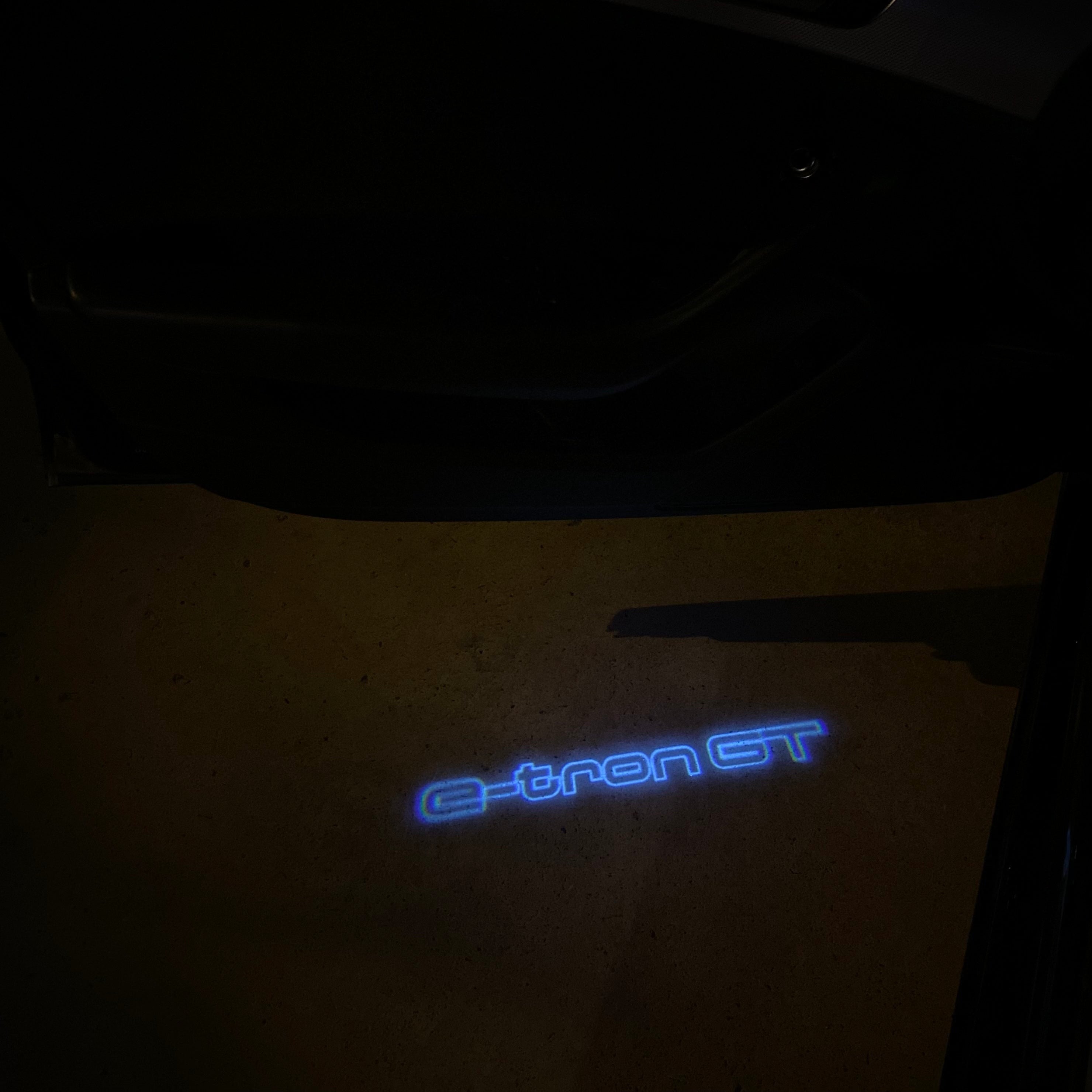 AUDI LOGO PROJECTOT LIGHTS Nr.19 (quantité 1 = 2 Logo Films /2 feux de porte)