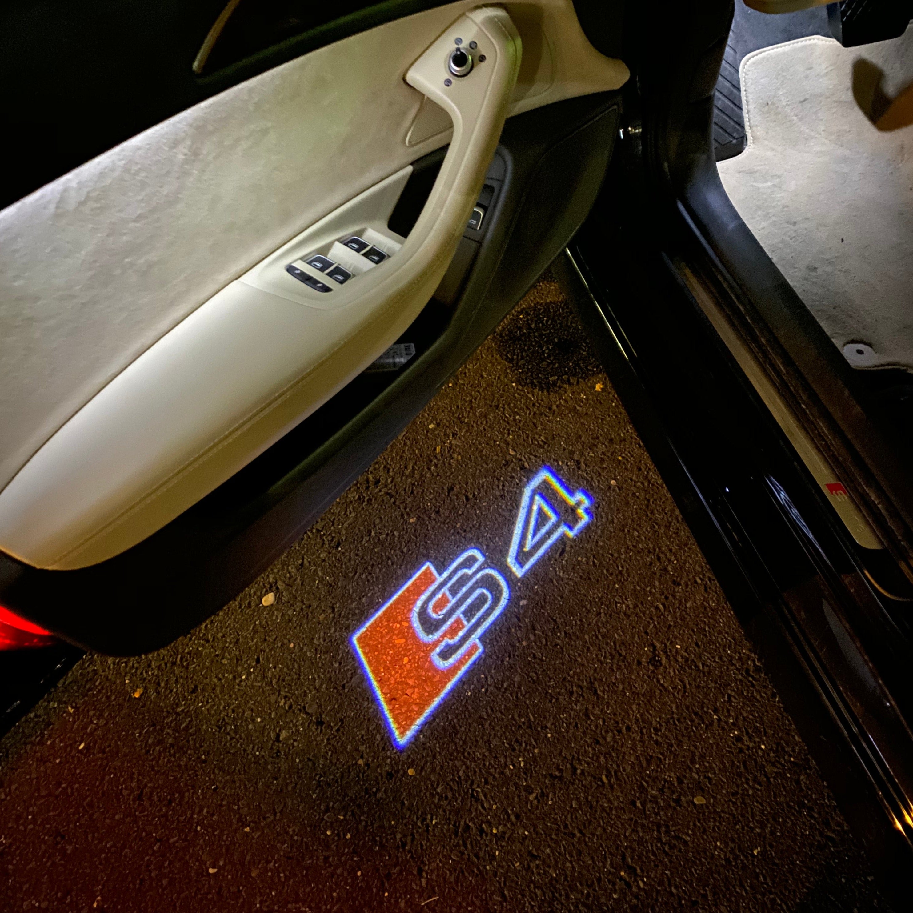 AUDI LOGO PROJECTOT LIGHTS Nr.19 (Menge 1 = 2 Logo Folien /2 Türleuchten)