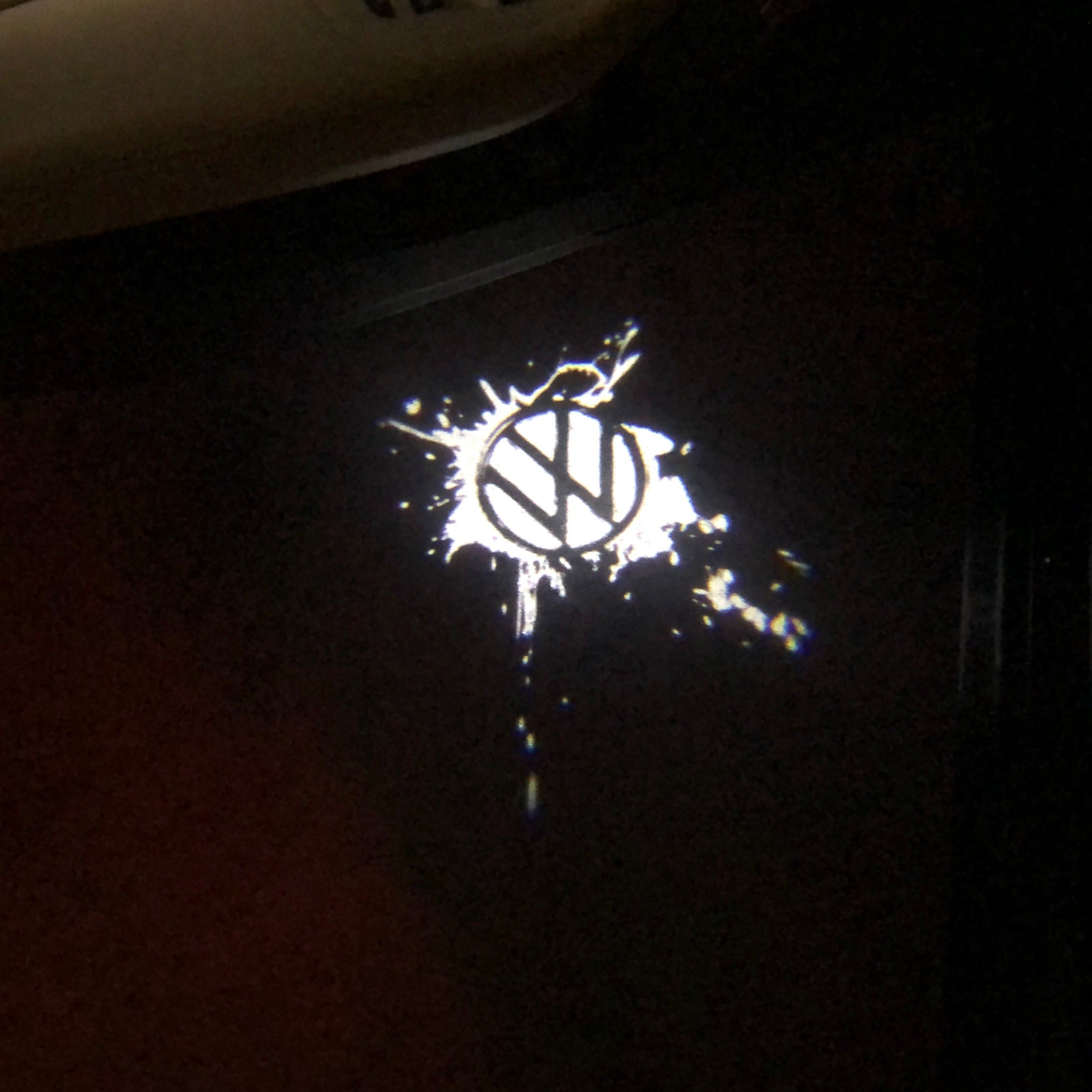 VW Logo Nr. 11 (Menge 1 = 2 Logo Films /2 Türlichter in der Kombizone 65289;