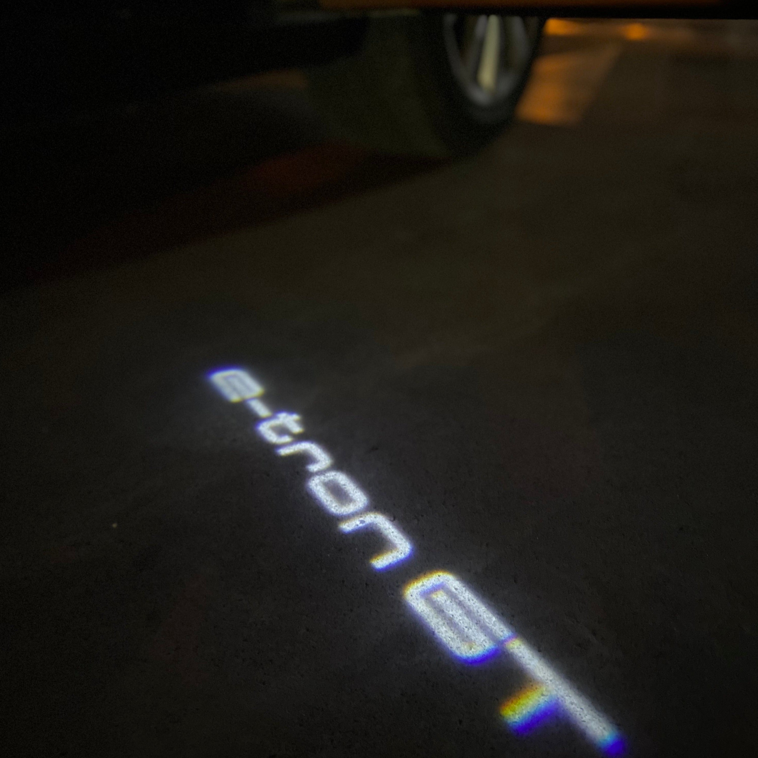 AUDI LOGO PROJECTOT LIGHTS Nr.19 (quantité 1 = 2 Logo Films /2 feux de porte)