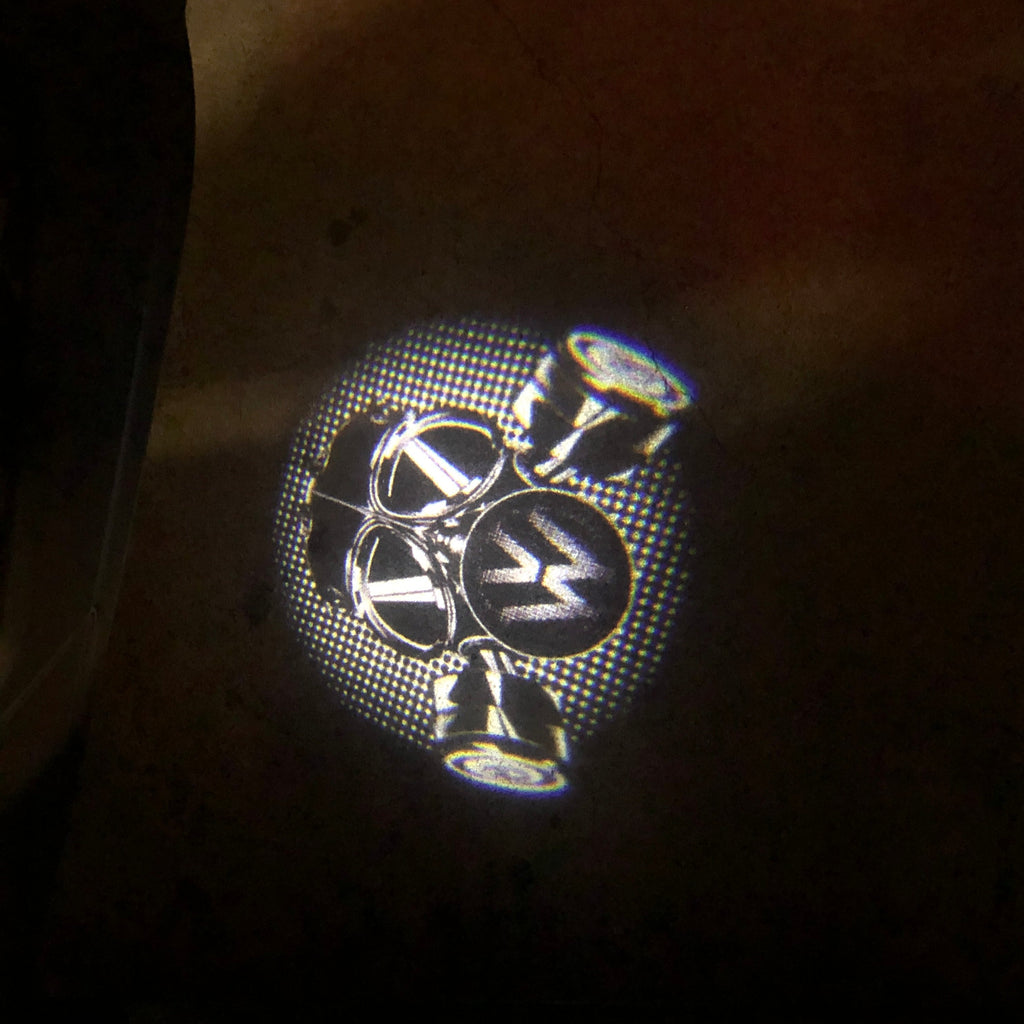 Volkswagen GAS MASK Door lights Nr. 11 (cantidad 1 = 2 logo films /2 luces de puerta)