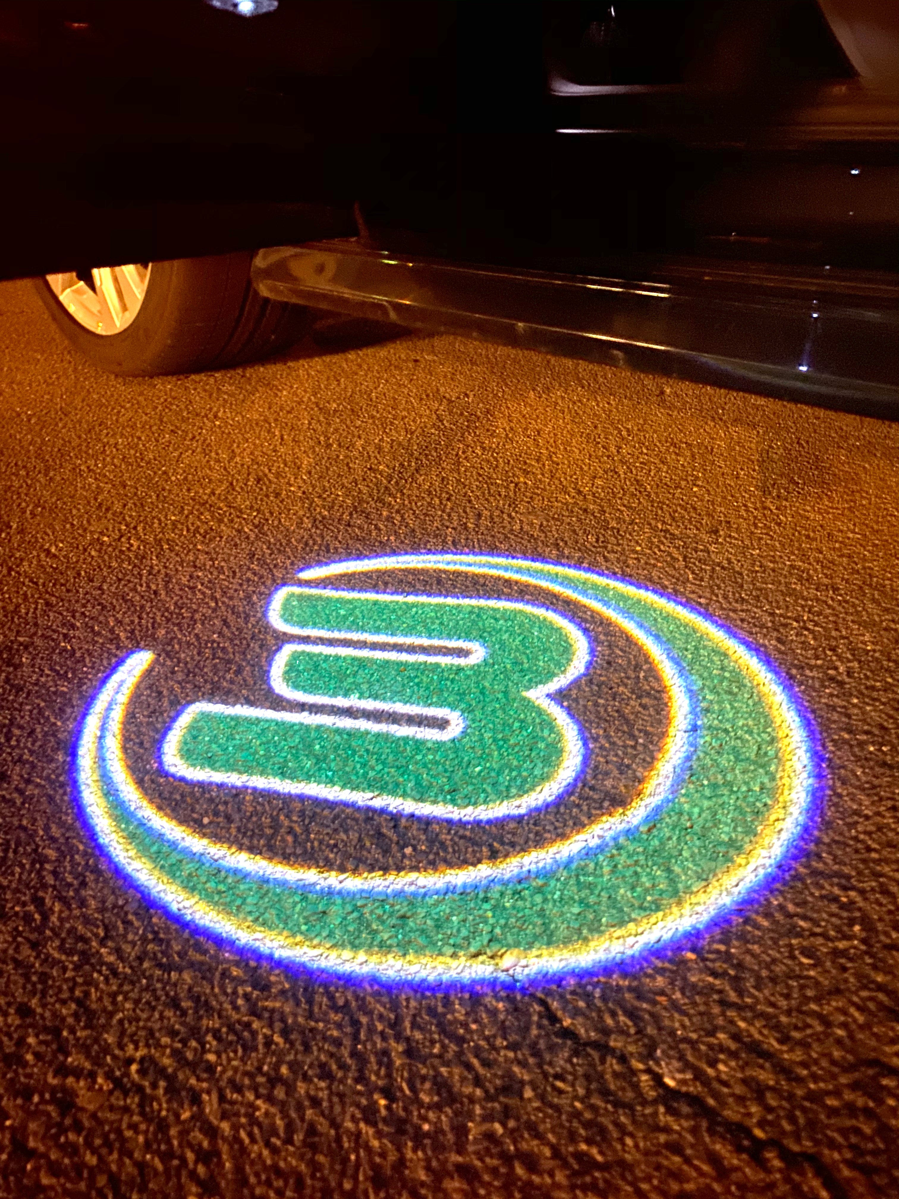 Football CLUB VfL Wolfsburg Logo Nr.258  (quantity 1 = 2 Logo Films /2 door lights）