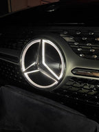 MERCEDES BENZ  Front Grill Logo LED with dznamic indicator