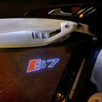 AUDI S7 LOGO PROJECTOT LIGHTS Nr.360 (quantità 1 = 2 Logo Films /2 luci porta)