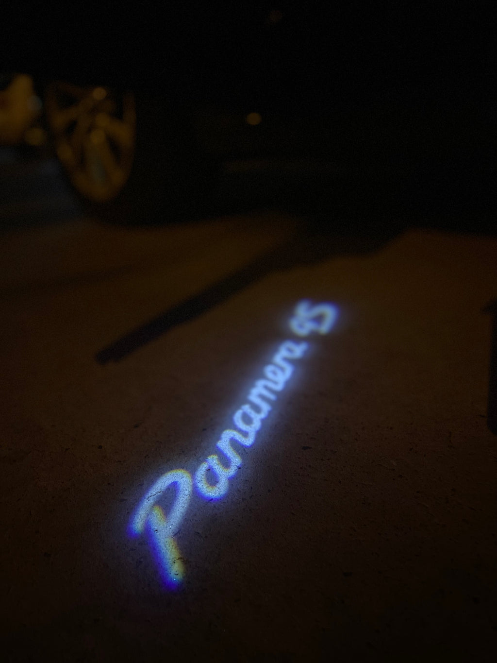 PORSCHE Panamera LOGO PROJECTOT LIGHTS Nr.8085 (quantity  1 =  2 Logo Film /  2 door lights)