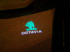 LUCI PROIETTORI LOGO SKODA Nr.78 (quantità 1 = 2 Logo Film / 2 luci porta)