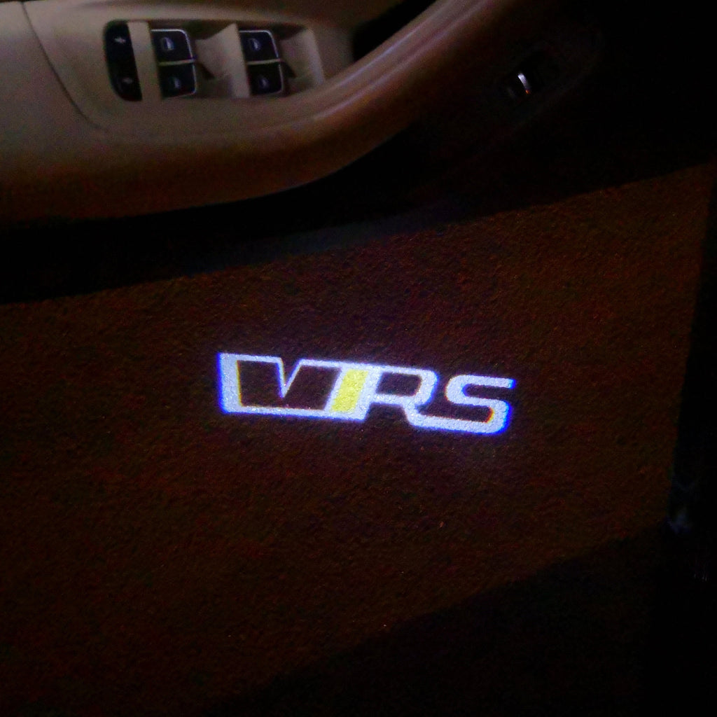 SKODA VRS LOGO PROJECTOT LIGHTS Nr.28(quantità 1 = 2 Logo Film / 2 luci porta)