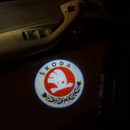 SKODA LOGO PROJECTOT LIGHTS Nr.12 (Menge 1 = 2 Logo Film / 2 Türleuchten)