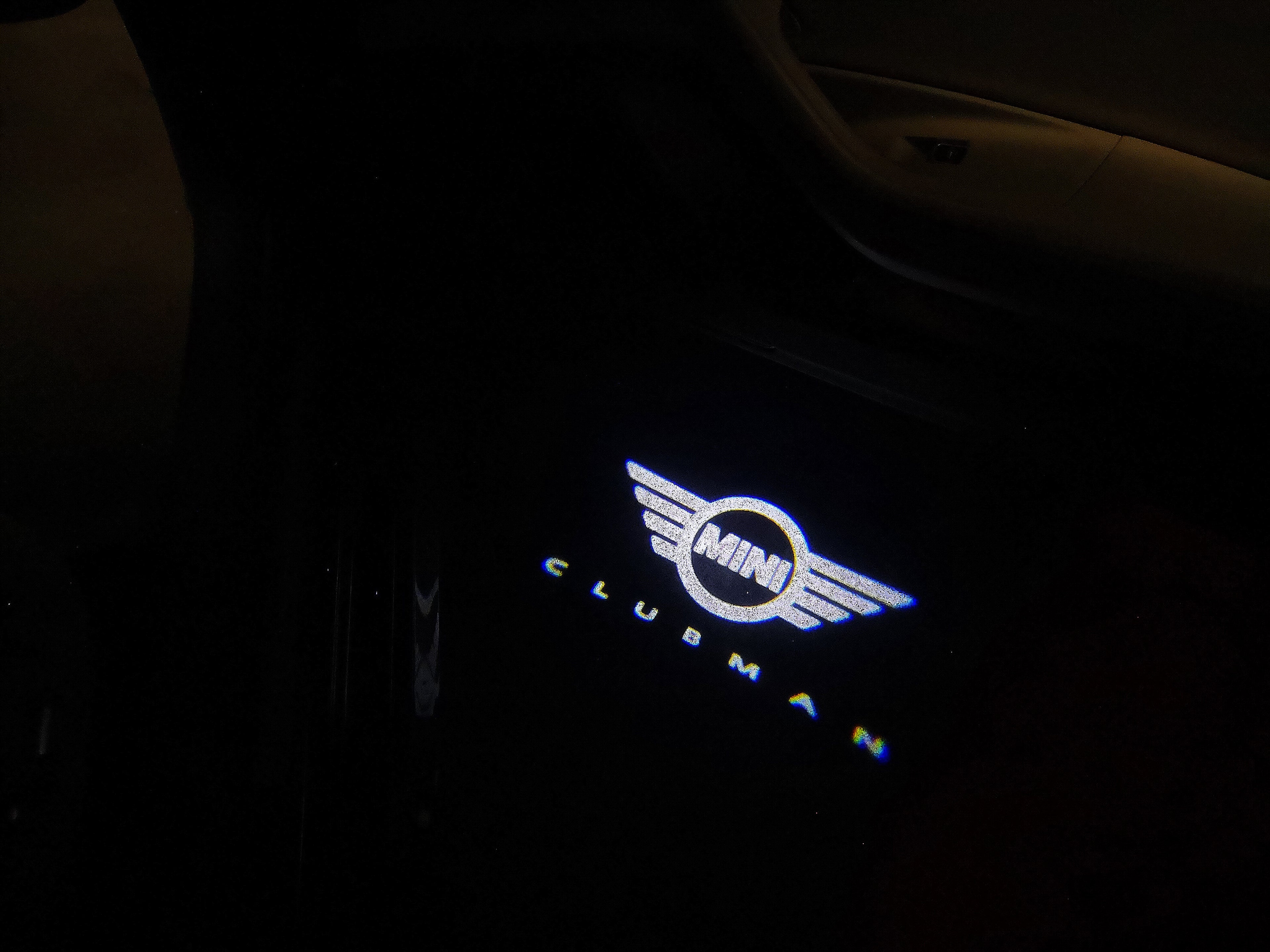 MINI CLUBMAN LOGO PROJECROTR LIGHTS Nr.126 (cantidad 1 = 2 logo película / 2 luces de puerta)