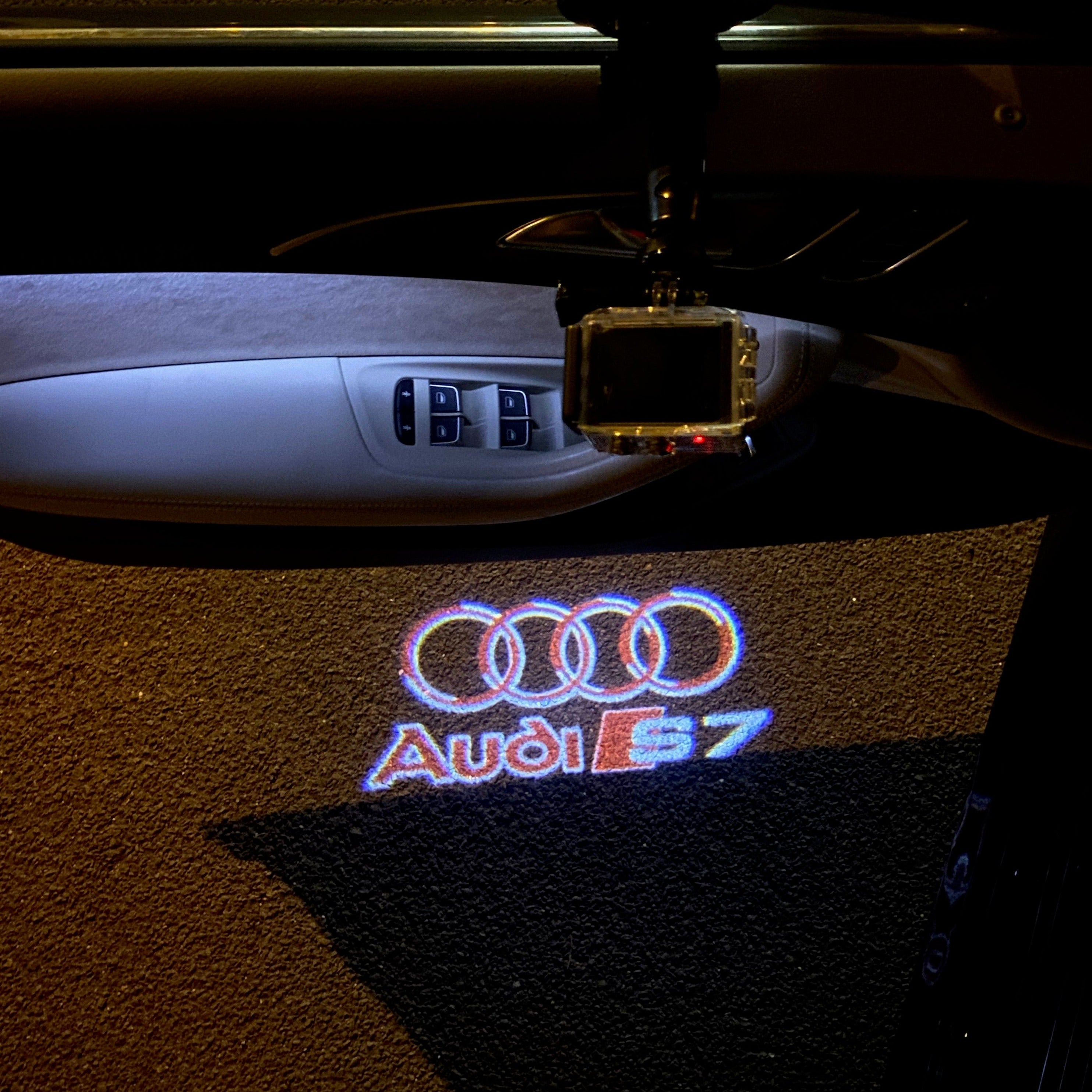 AUDI LOGO PROJECTOR LIGHTS Nr.37 (Menge 1 = 2 Logo Films / 2 Türlichter)