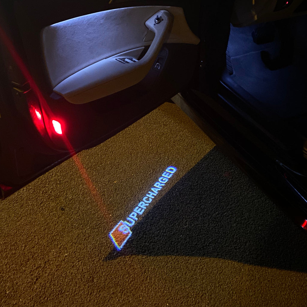 AUDI LOGO PROJECTOT LIGHTS Nr.72 (Menge 1 = 2 Logofolien /2 Türleuchten)
