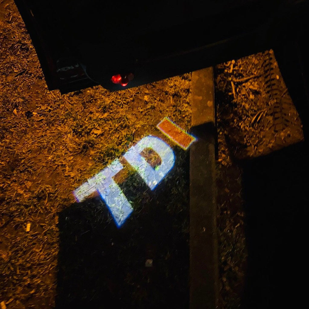 Volkswagen Door lights TDI Logo No. 56 (cantidad 1 = 2 Logo Films /2 por luces)