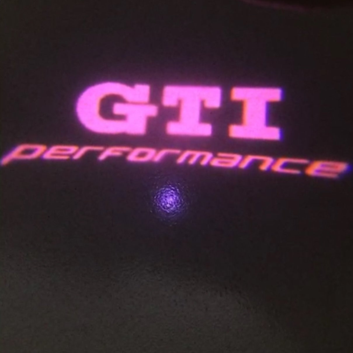GTI PERFORMANCE Logo أضواء الباب عدد. 18 (الكمية 1 = 2 شعار فيلم / 2 مصباح باب)