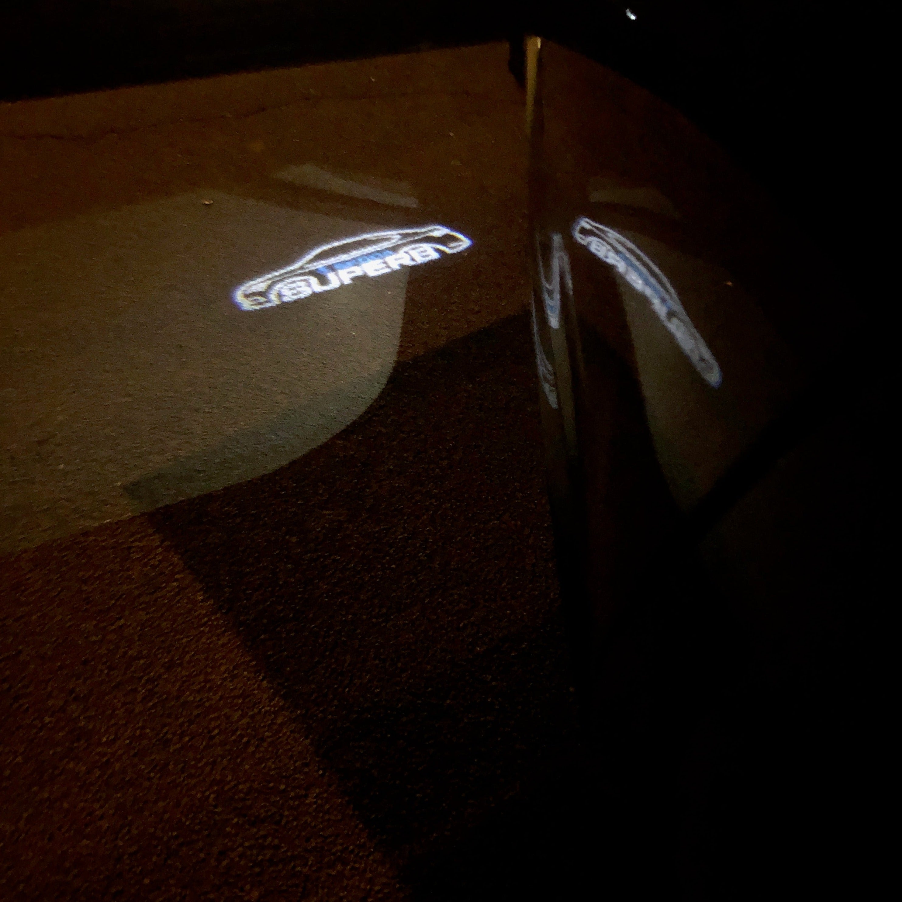 SKODA LOGO PROJECTOT LIGHTS Nr.69 (quantità 1 = 2 Logo Film / 2 luci porta)