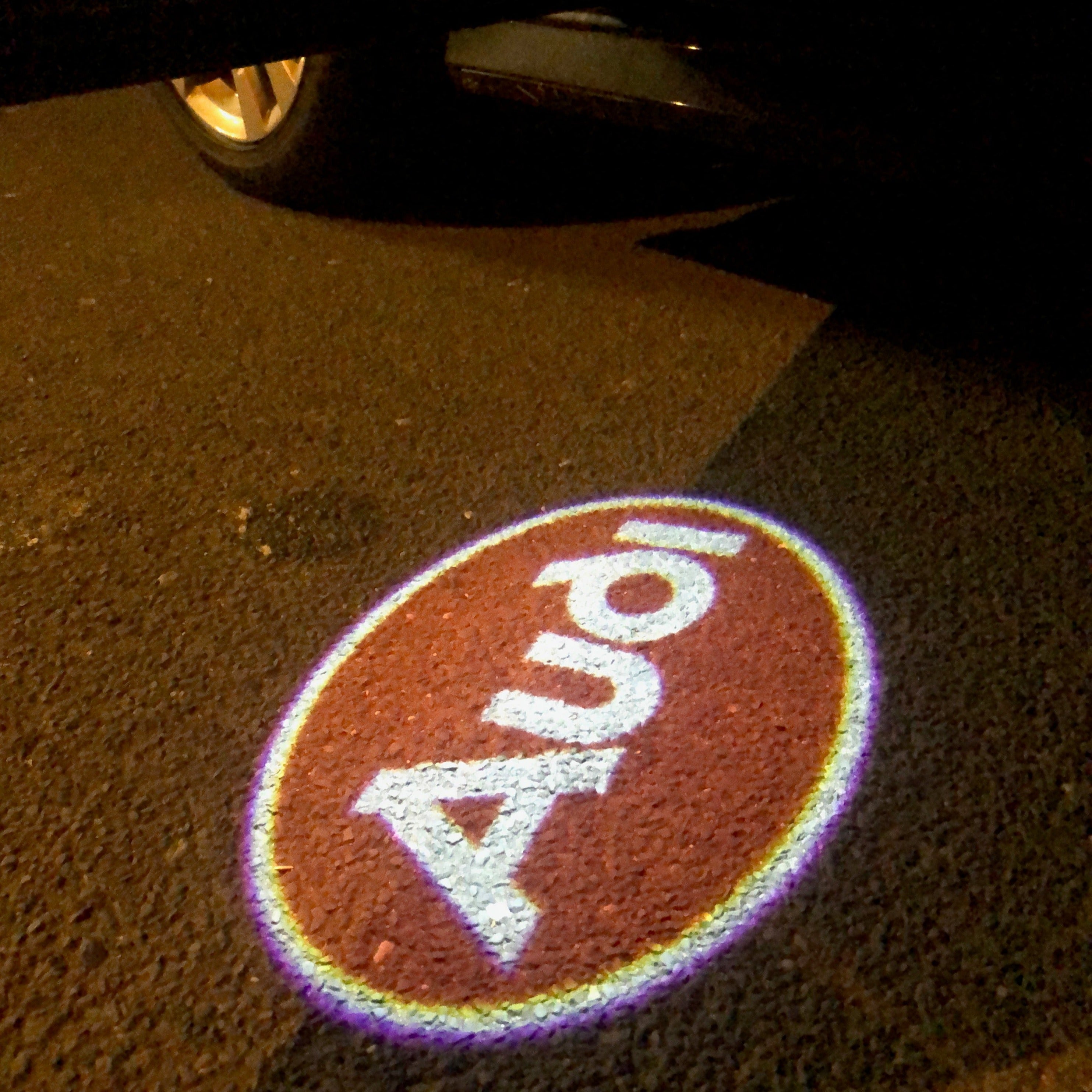 AUDI LOGO PROJECTOT LIGHTS Nr.114 (الكمية 1 = 2 Logo Films /2 أضواء الباب)