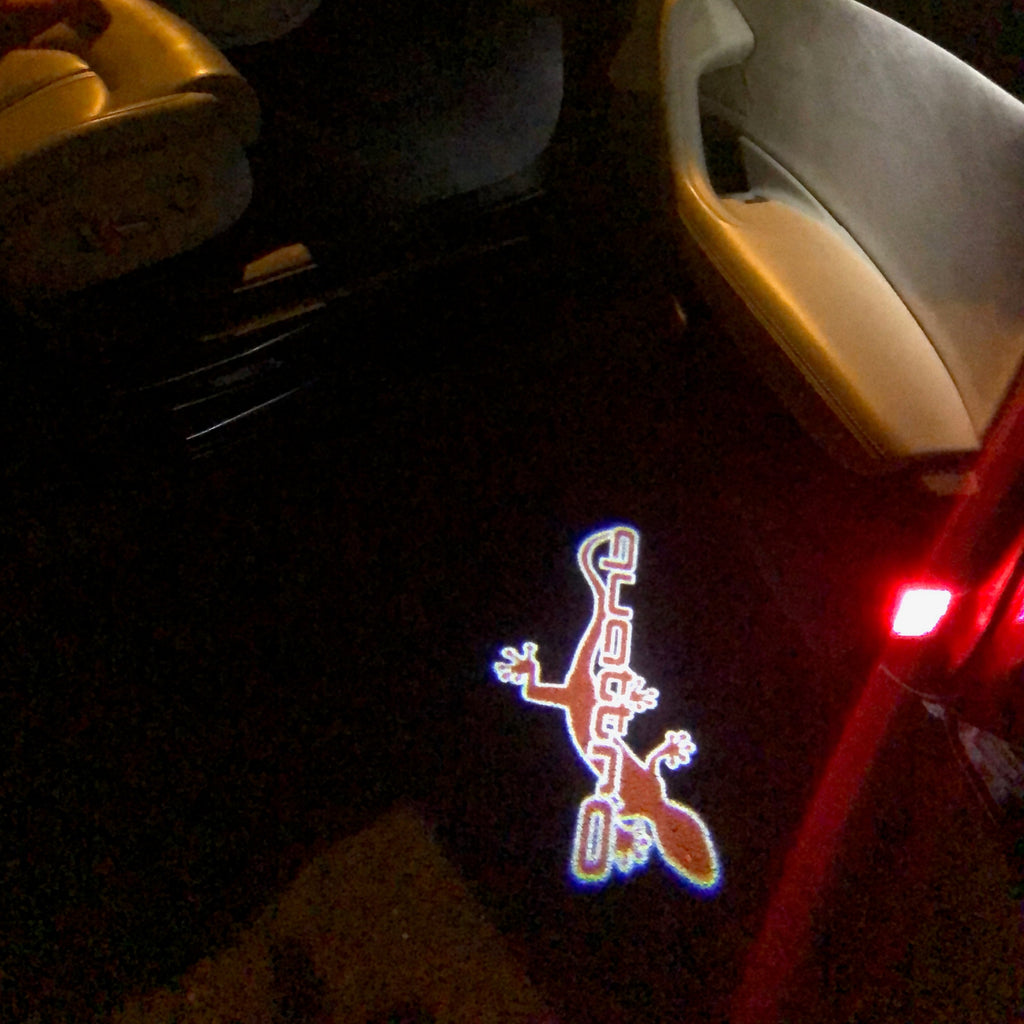 AUDI QUATTRO GECKO LOGO PROJECTOT LIGHTS Nr.63 (quantità 1 = 2 Logo Films /2 luci porta)