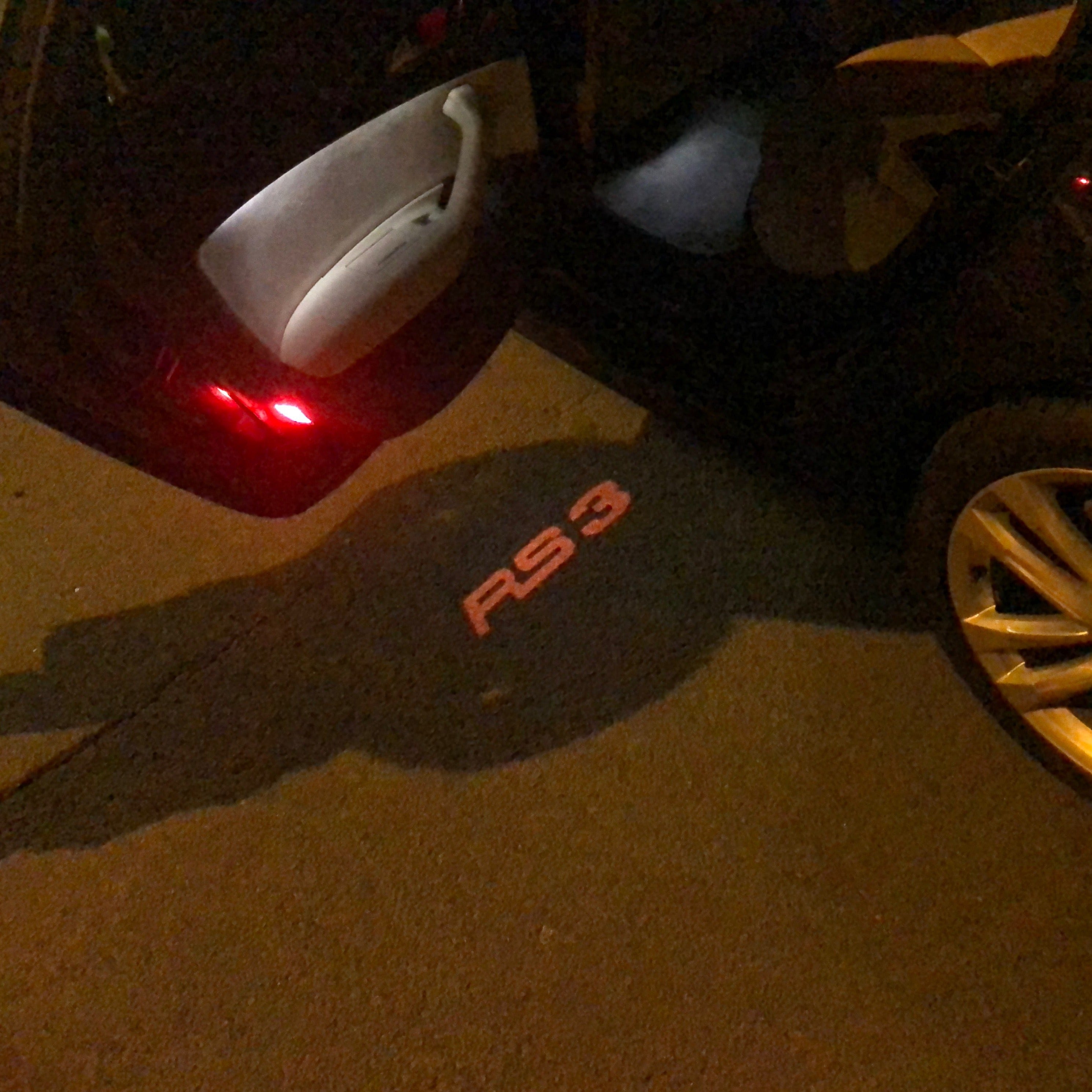 AUDI LOGO PROJECTOT LIGHTS Nr.139 (quantité 1 = 2 Logo Films /2 feux de porte)