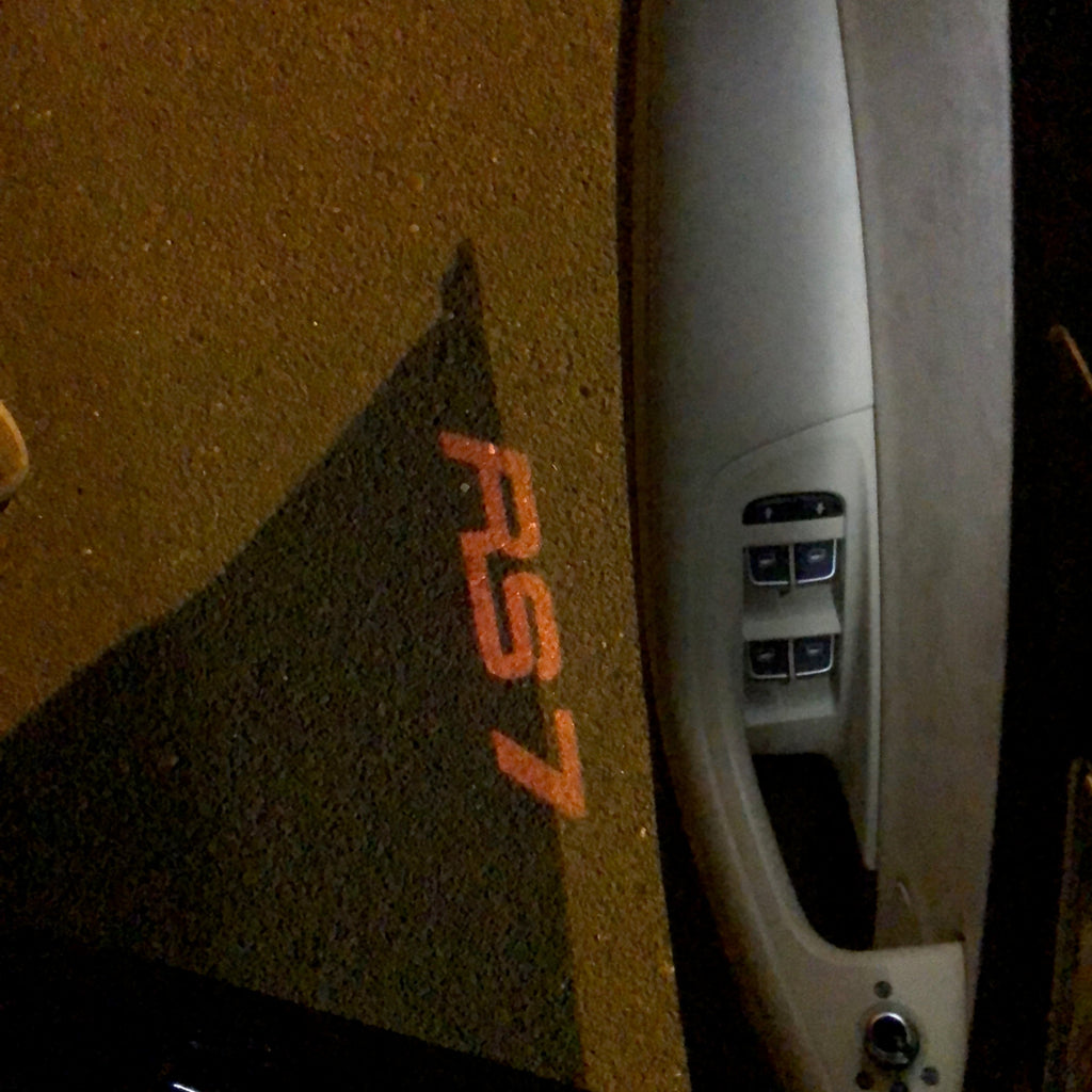 AUDI LOGO PROJECTOT LIGHTS Nr.142 (الكمية 1 = 2 Logo Films /2 أضواء الباب)