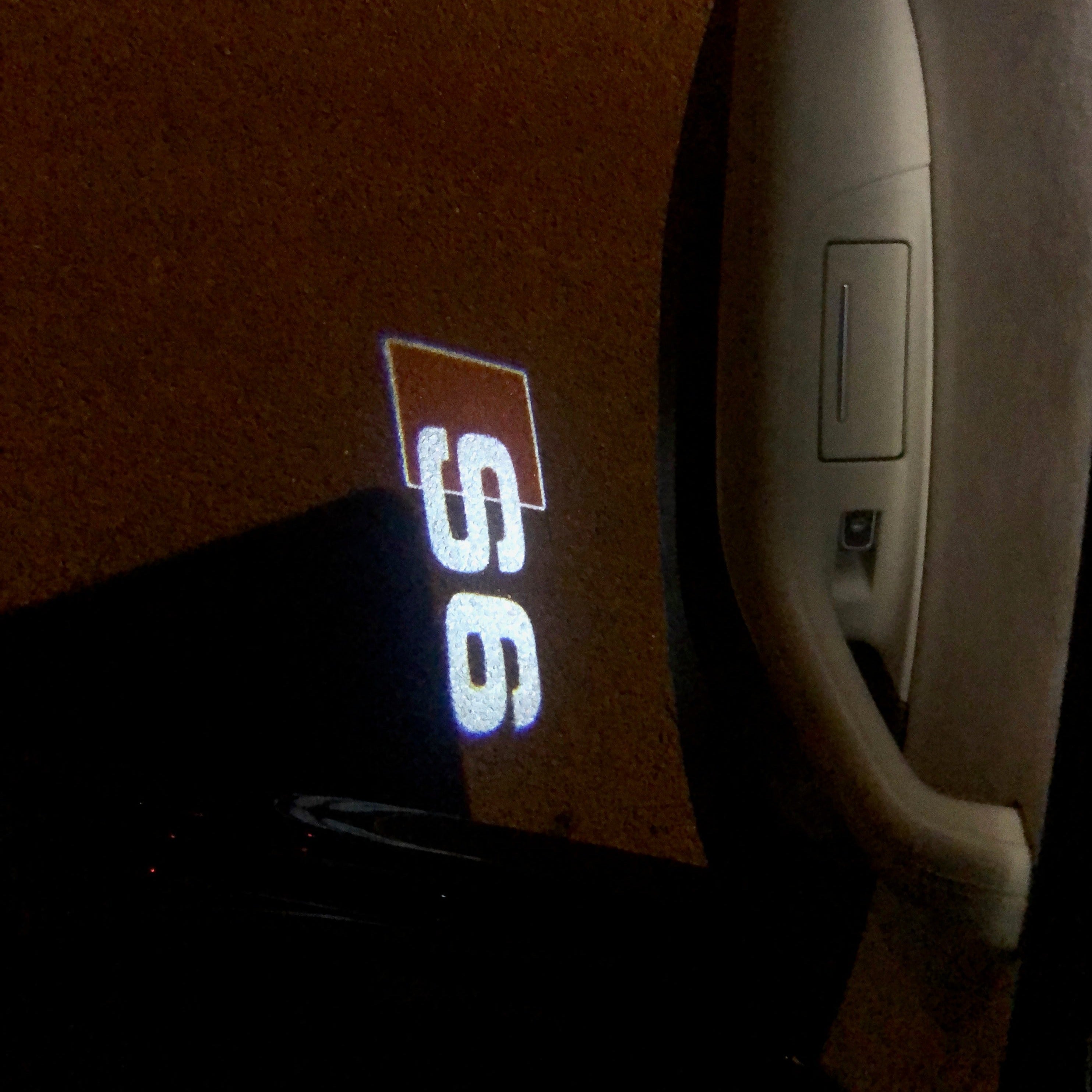 AIDI LOGO PROJTOT lights Nr.27 (الكمية 1 = 2 Logo Films 2 Los lights)