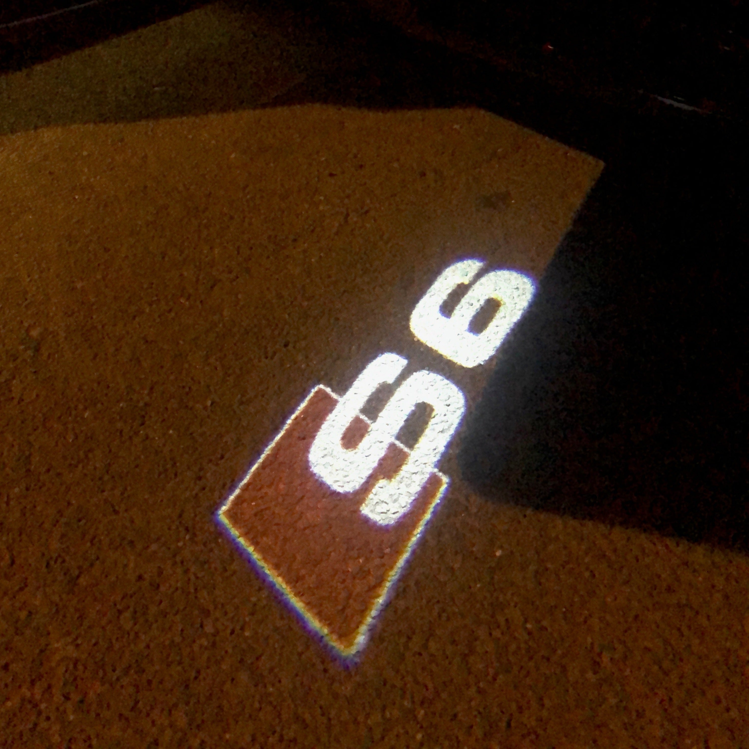 AIDI LOGO PROJTOT lights Nr.27 (الكمية 1 = 2 Logo Films 2 Los lights)