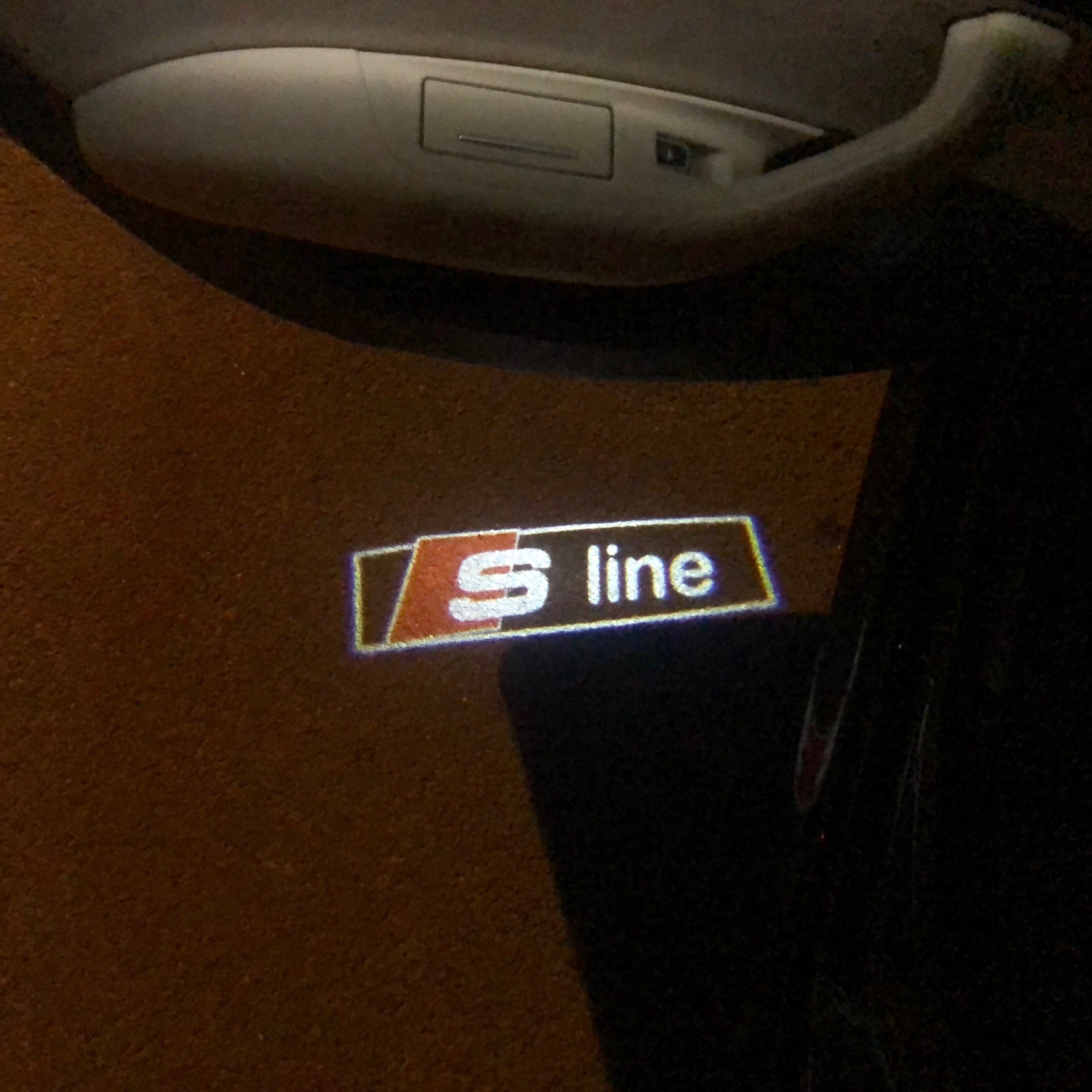 AUDI LOGO PROJECTOR LIGHTS Nr.99 (Menge 1 = 2 Logo Films / 2 Türlichter)