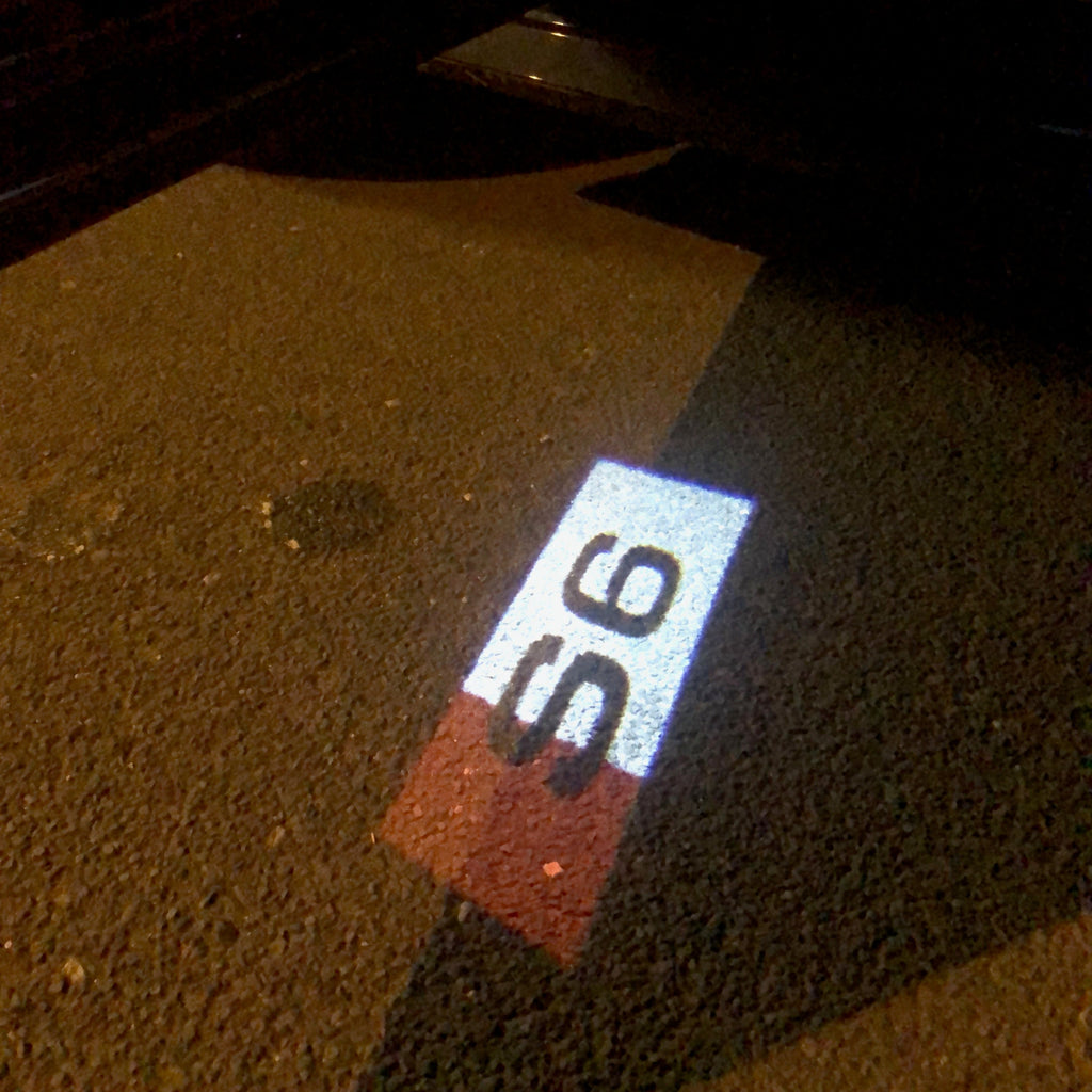AUDI LOGO PROJECTOT LIGHTS Nr.133 (quantità 1 = 2 Logo Film /2 porta luci)