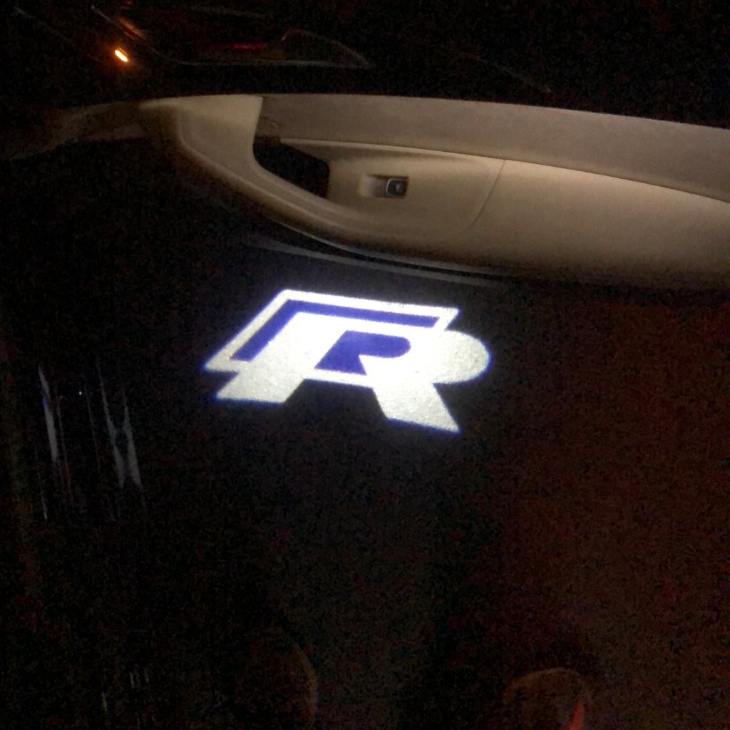 Volkswagen Türleuchten R LINE Logo Nr. 51 (Menge 1 = 2 Logofolien /2 Türleuchten)