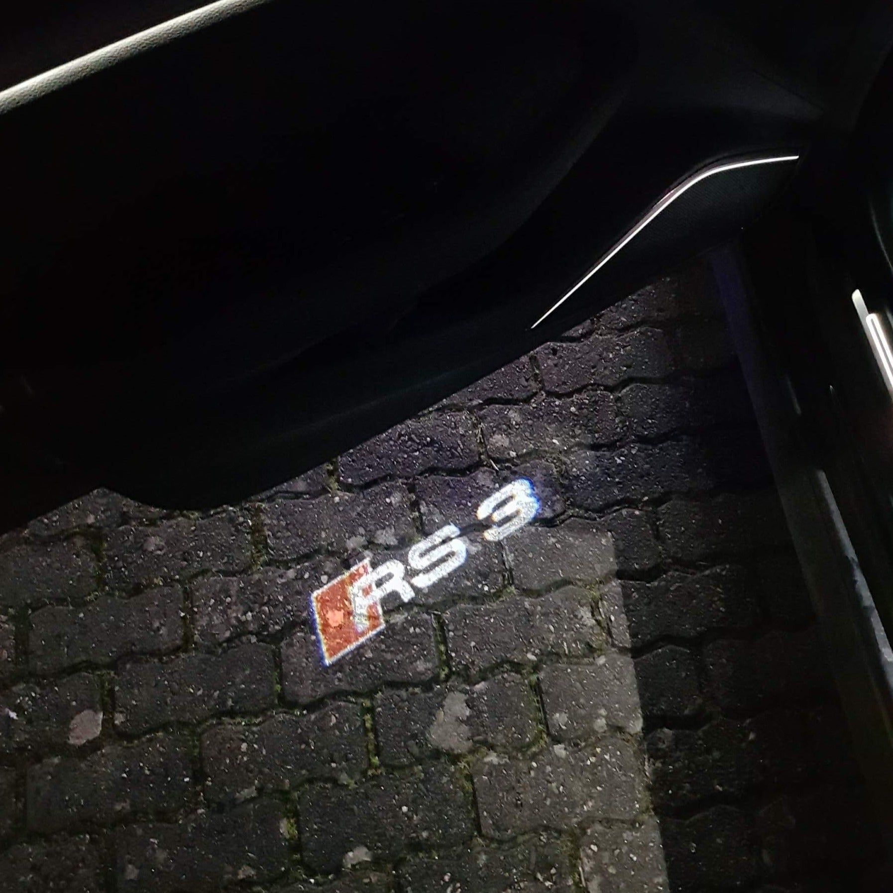 AUDI LOGO PROJECTOT LIGHTS Nr.52 (Menge 1 = 2 Logofolien /2 Türleuchten)