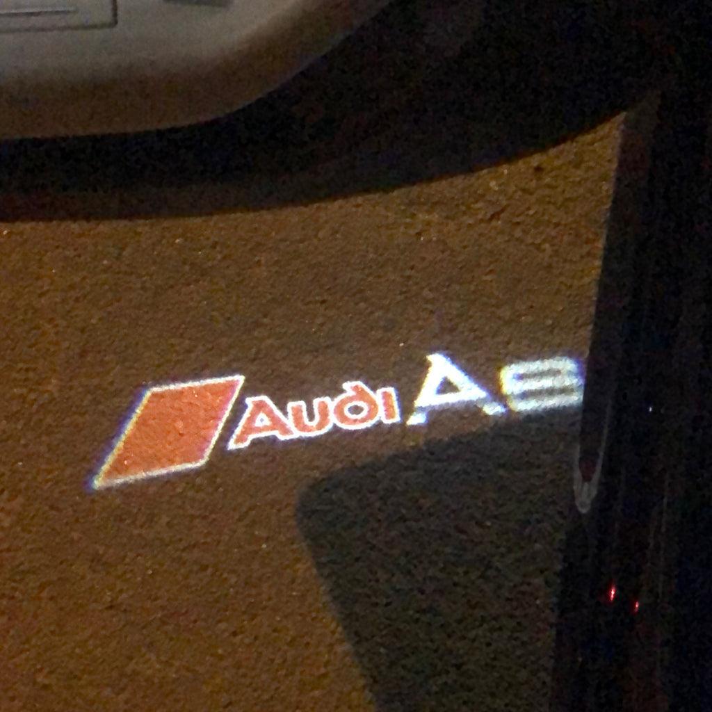 AUDI logo PROJECTOT LIGHTS nr. 40 (Quantité 1 = 2 films de Logo / 2 lumières de porte）