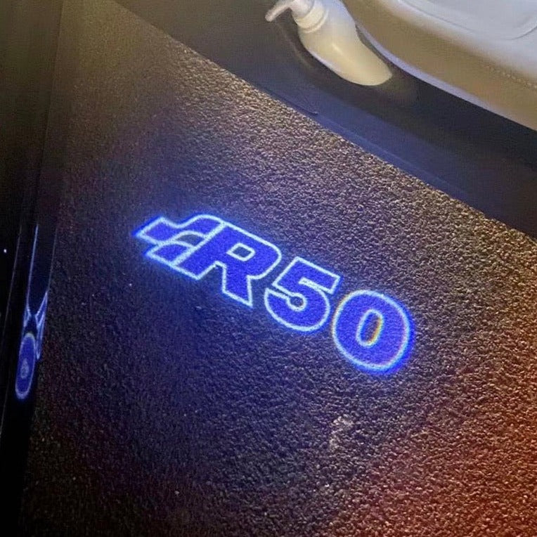 Volkswagen R50 Türleuchten Logo Nr. 142 (Menge 1 = 2 Logo Film / 2 Türleuchten)